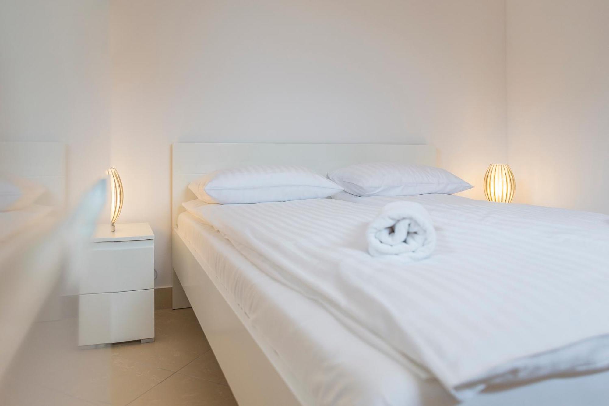 Parkowa Polana Myweek Apartment Polanica-Zdroj Bilik gambar