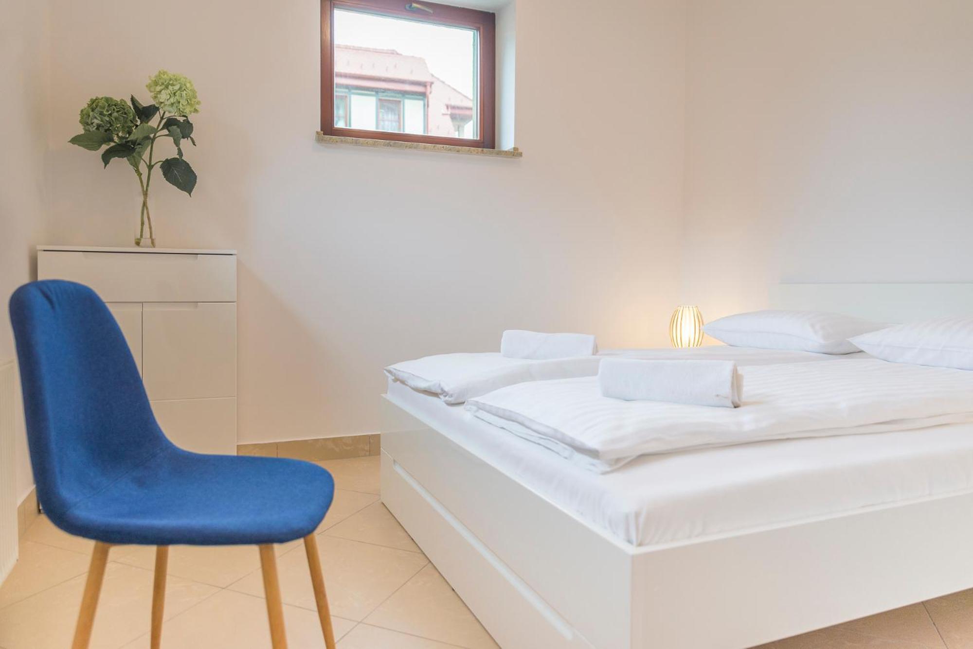 Parkowa Polana Myweek Apartment Polanica-Zdroj Bilik gambar