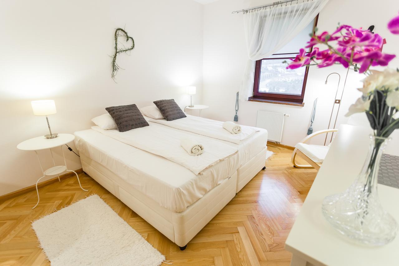 Parkowa Polana Myweek Apartment Polanica-Zdroj Luaran gambar
