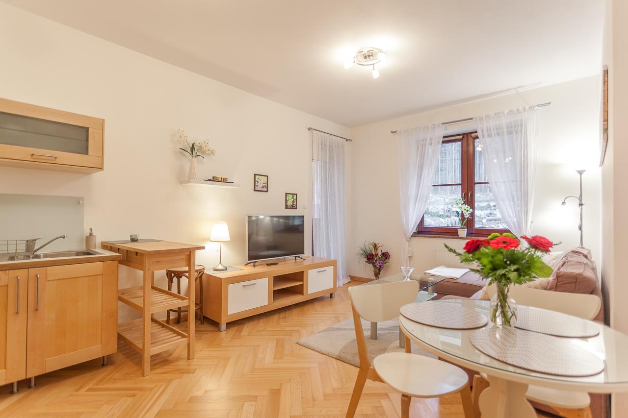 Parkowa Polana Myweek Apartment Polanica-Zdroj Luaran gambar